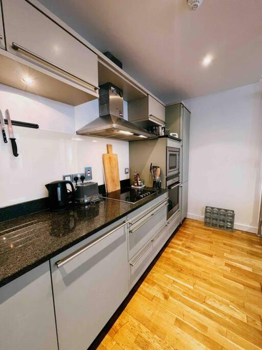 Stunning Victorian Mansion Apartment - Hosted By Agf Property - Free Parking Upon Request Brighton Exterior photo